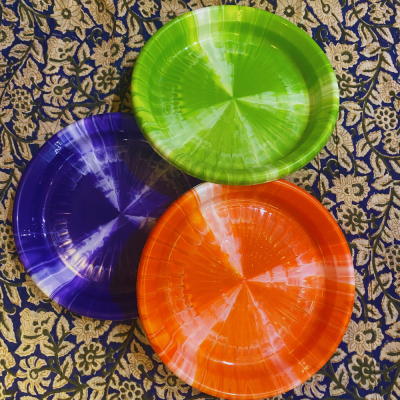 Assiettes plates - Orange, Vert ou Violet