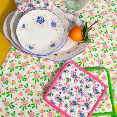 Nappe 150 x 150 - Fleurs vertes