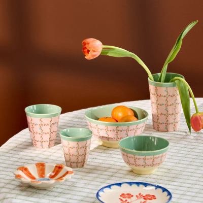 Pink cup - Pink - Floral grid