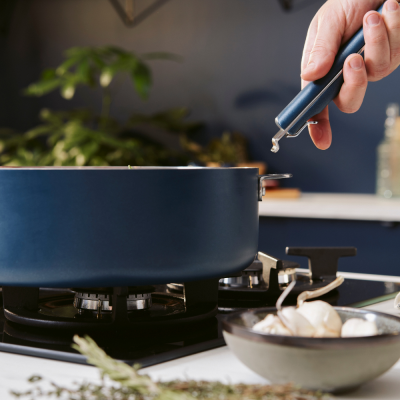 Wonderful Handle - Stainless Steel - Blueberry