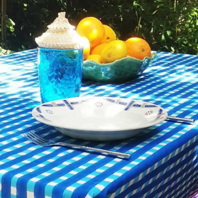 Tablecloth 180 x 180 cm - blue tiles