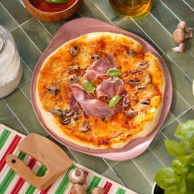 Le formidable plat à pizza avec couteau - Cookut - Guimauve