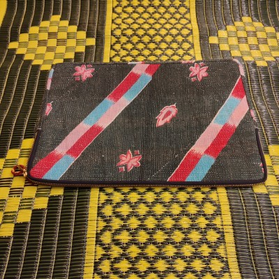 Laptop bag - Suzani - Black/Pink Leaves