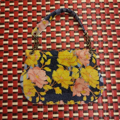Bengale Shoulder Bag - 45x36cm - Black/Yellow Flowers