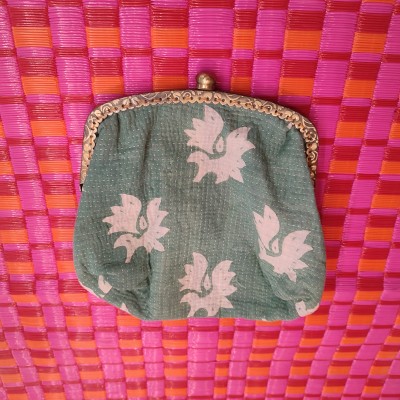 Grandmother Shoulder Bag - 20x20cm - Green Flowers