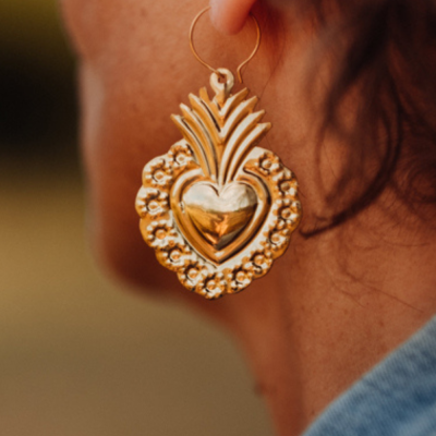 Mexican earrings - Sacred Heart - Milk