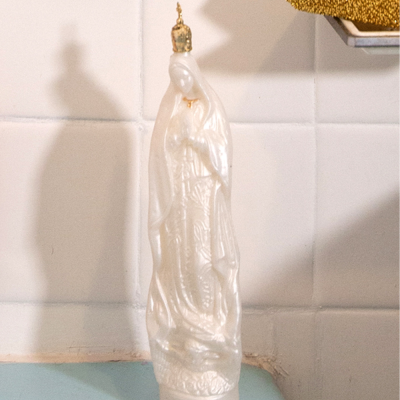 Vierge de Guadeloupe plastique 60cl - Blanc